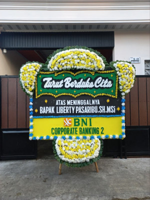 Papan Bunga Duka di Parlilitan