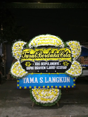 Papan Bunga Duka di Parlilitan